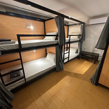 The Cute Silom Hostel Bangkok Exterior foto
